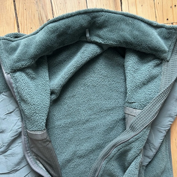 Vintage Polartec Military Green Fleece Zip-Up Jacket - Picture 3 of 3